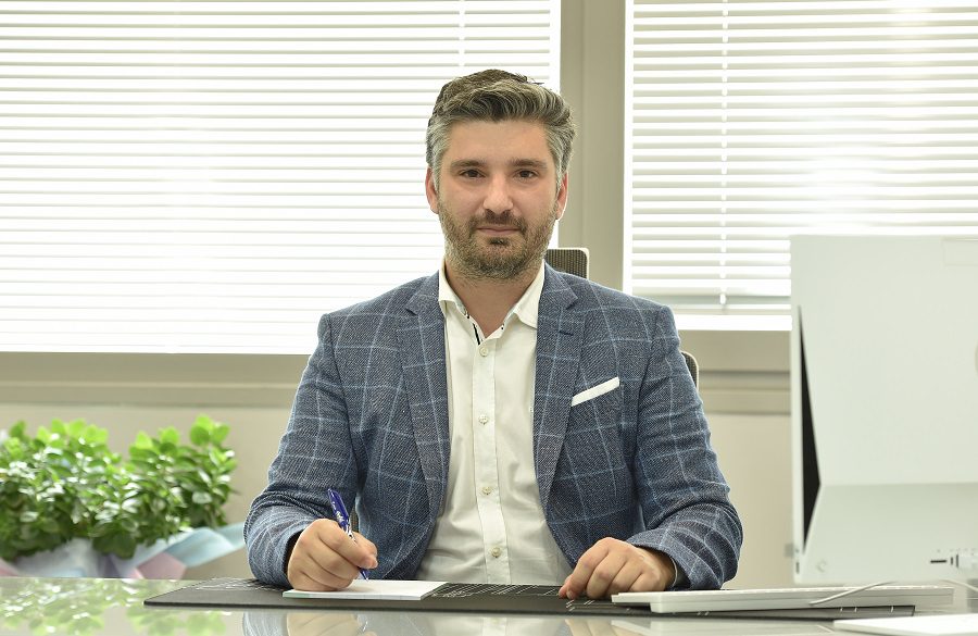 Dr. Dimitiros Gerogiannis (Orthopaedic Surgery - Traumatology)