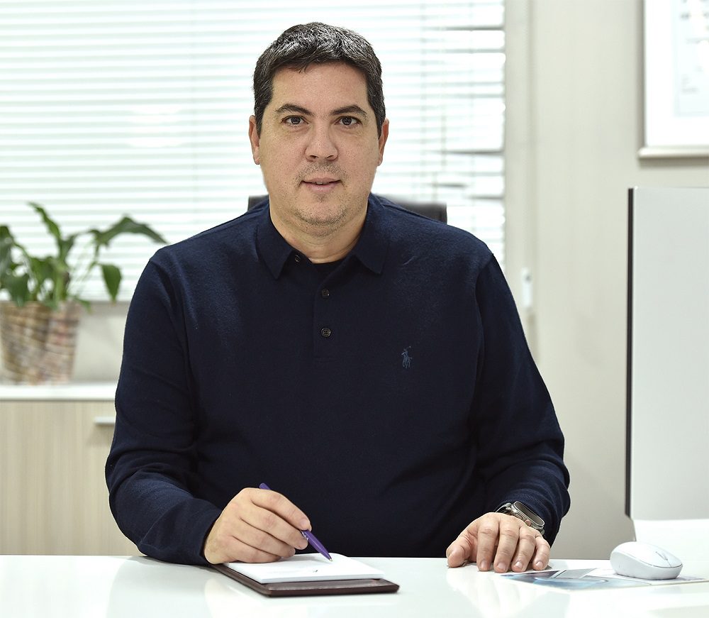 Dr. Emmanouil Petrides (Neurosurgery)