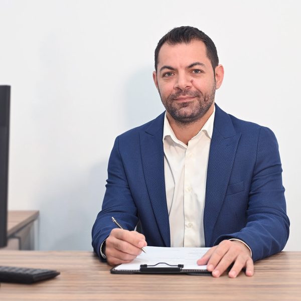 Dr. Andreas Veniamin (Gastroenterology - Hepatology)